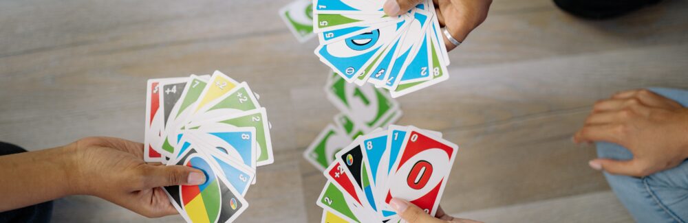 play uno game